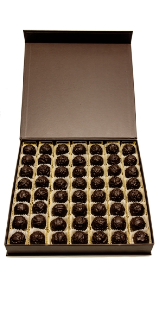 Preview: Braasch Rum-Pralinen in edler Präsentschachtel · (56 Stück) Preview: Braasch Rum-Pralinen in edler Präsentschachtel · (56 Stück)
